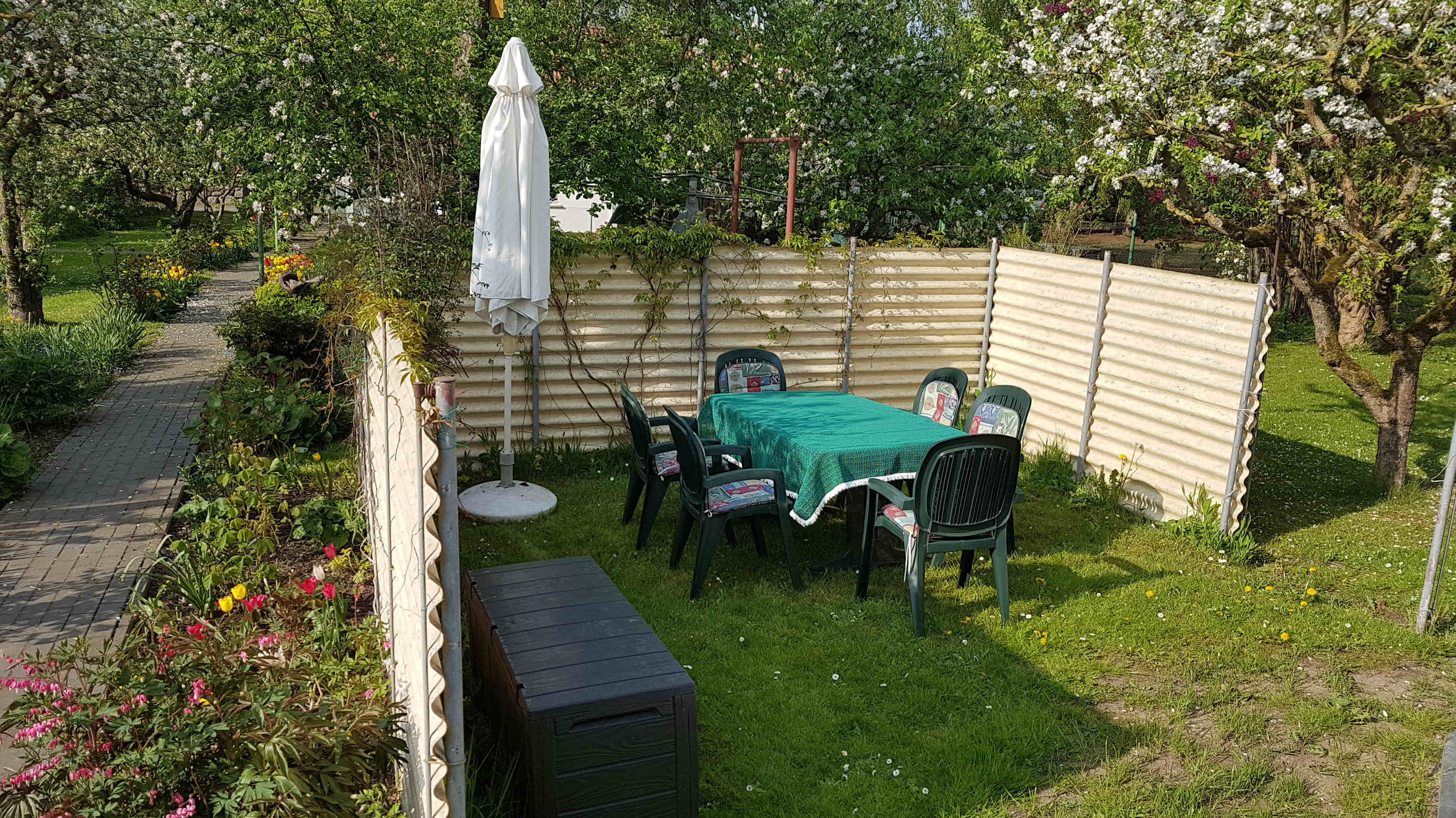 windgeschtzte Sitzecke im Garten